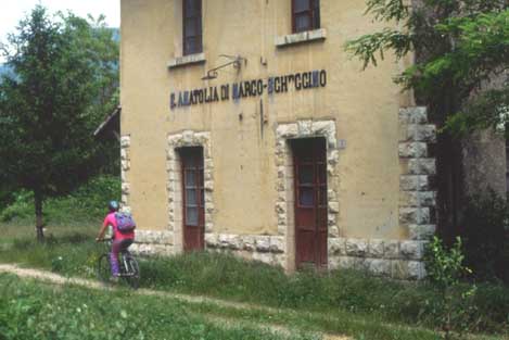 spoletonorcia20.JPG (25030 byte)