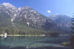 cortina6media.JPG (10750 byte)